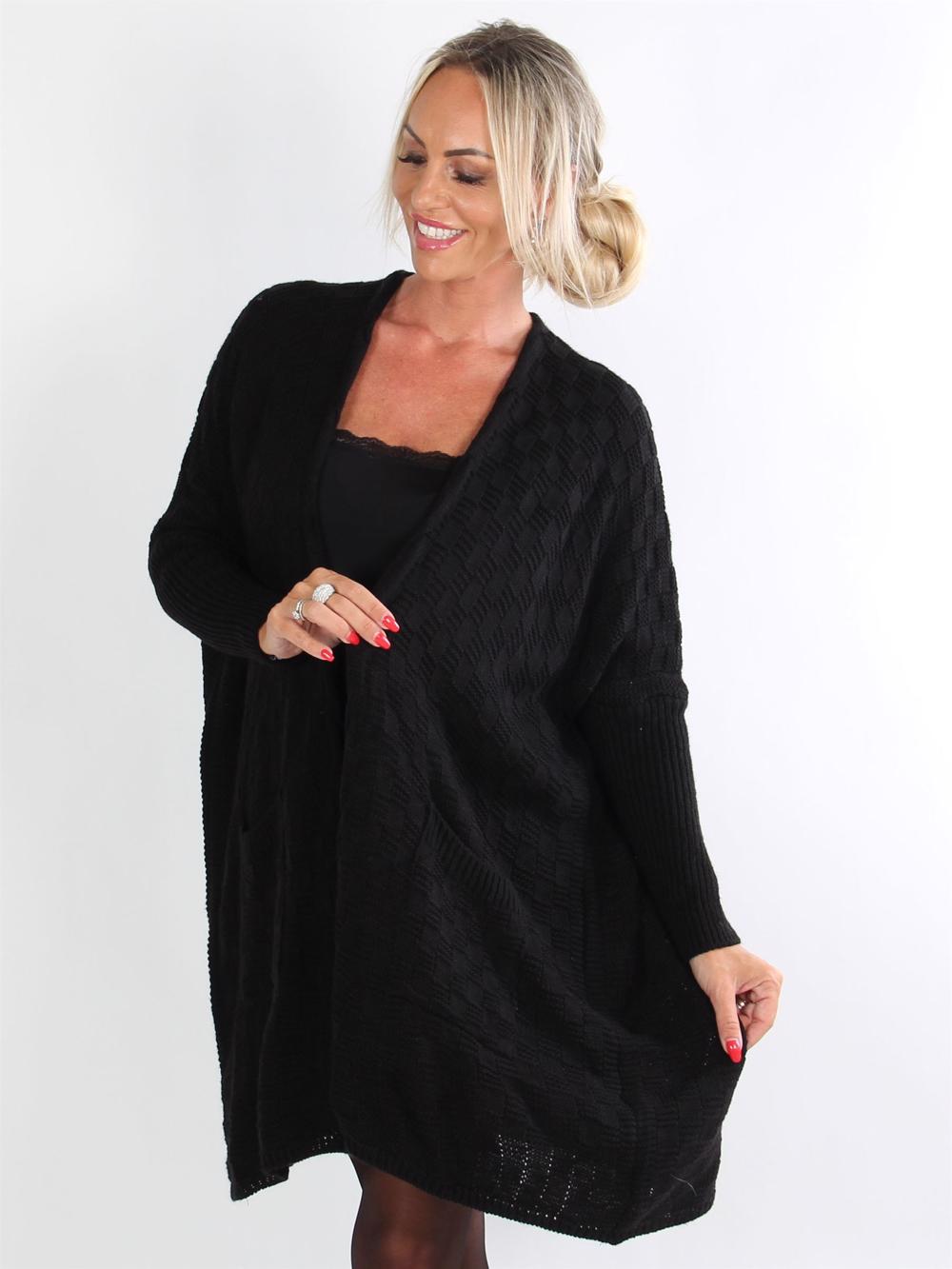 Bekka - Sort strikcardigan med tætte ærmer og lommer